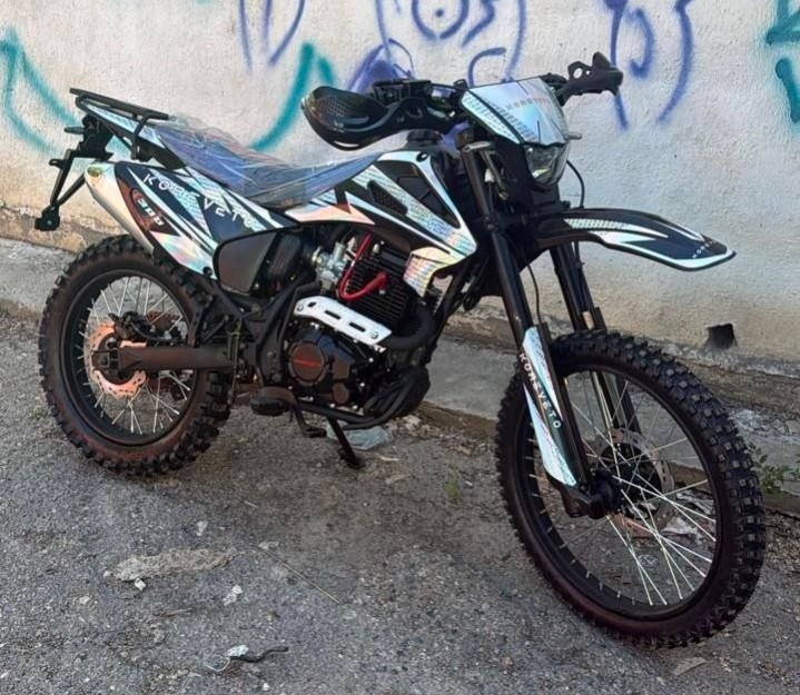 Фото Эндуро Koreveto CB300