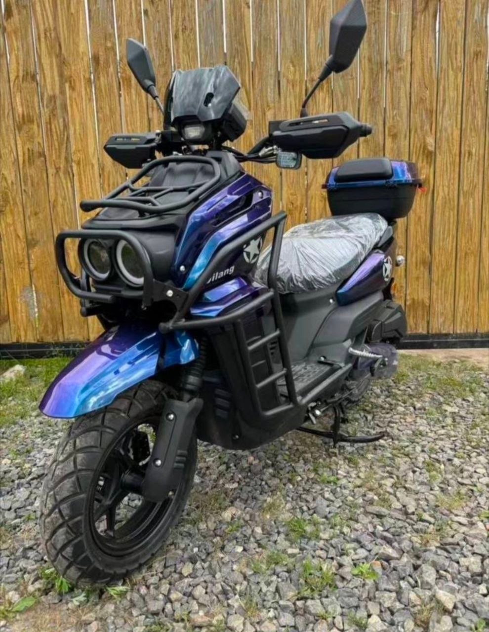 Фото Скутер Jilang Tank 2 200 EFI