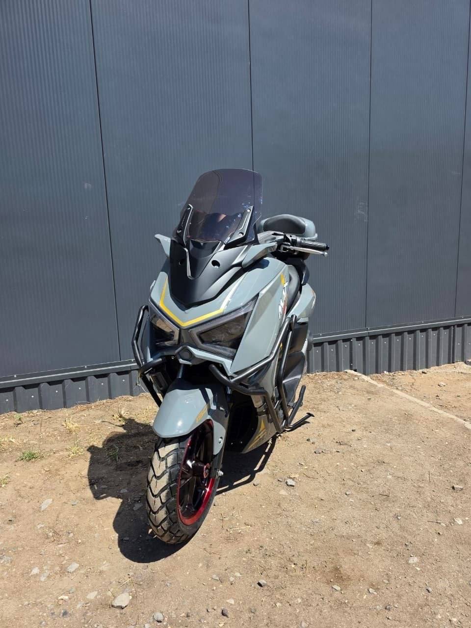Скутер Smart T19 Zmax 200 EFI