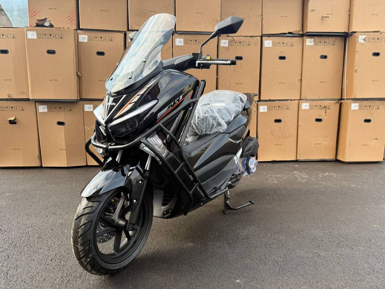 Фото Скутер Jilang Nmax 150 EFI